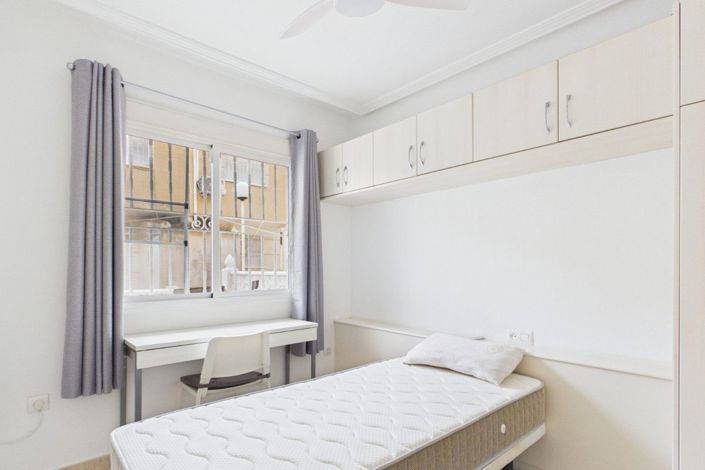 Image No.18-2 Bed Apartment for sale
