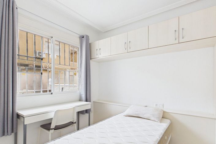 Image No.19-2 Bed Apartment for sale