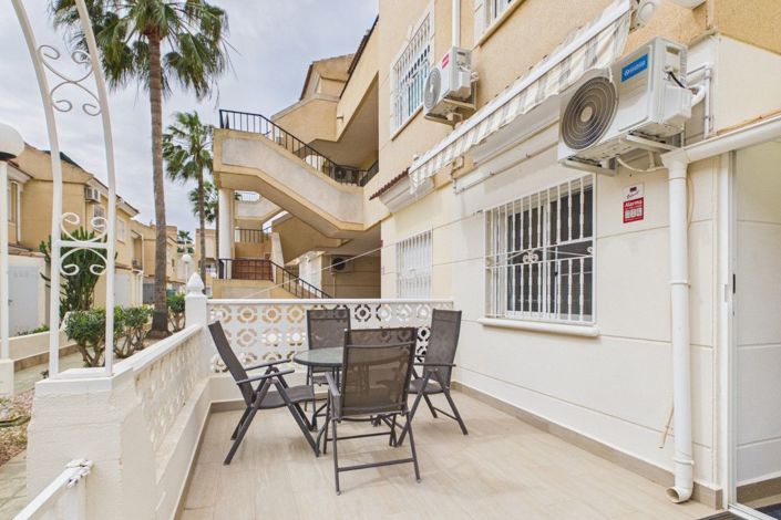 Image No.24-2 Bed Apartment for sale