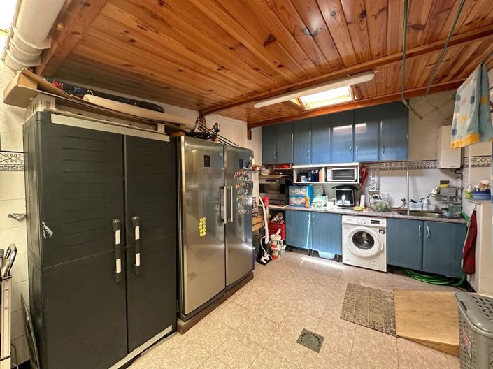 Image No.32-3 Bed House for sale