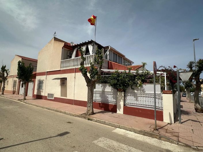 Image No.33-3 Bed House for sale