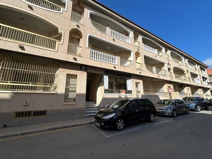 Image No.2-2 Bed Apartment for sale