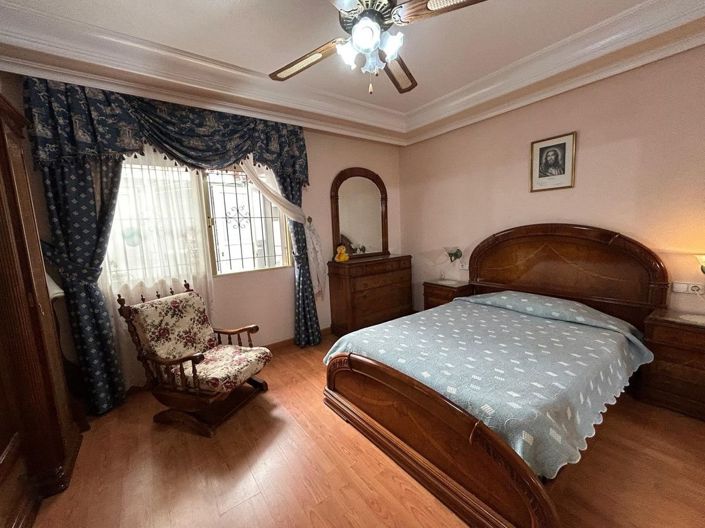 Image No.24-2 Bed Apartment for sale