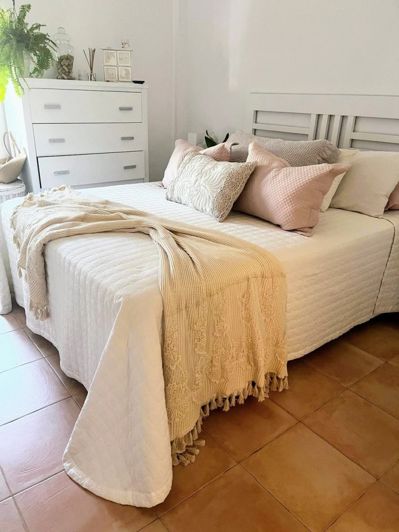 Image No.17-2 Bed Apartment for sale