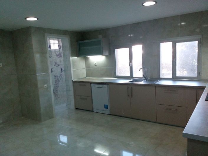 Image No.17-4 Bed Apartment for sale