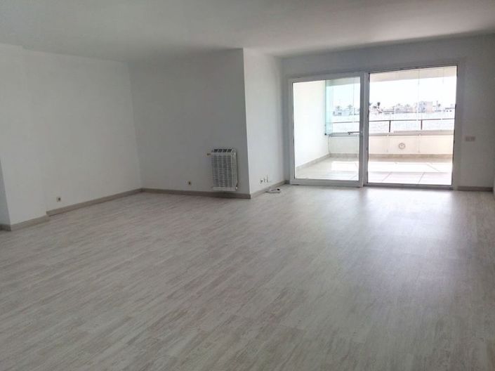 Image No.3-4 Bed Apartment for sale