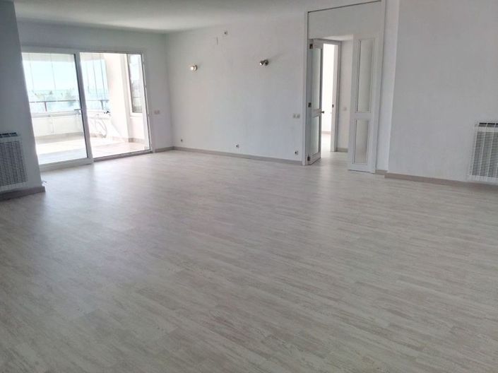 Image No.4-4 Bed Apartment for sale