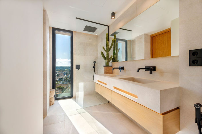 Image No.8-4 Bed Apartment for sale