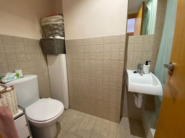 Image No.18-2 Bed Apartment for sale