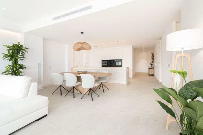 Image No.11-3 Bed Apartment for sale