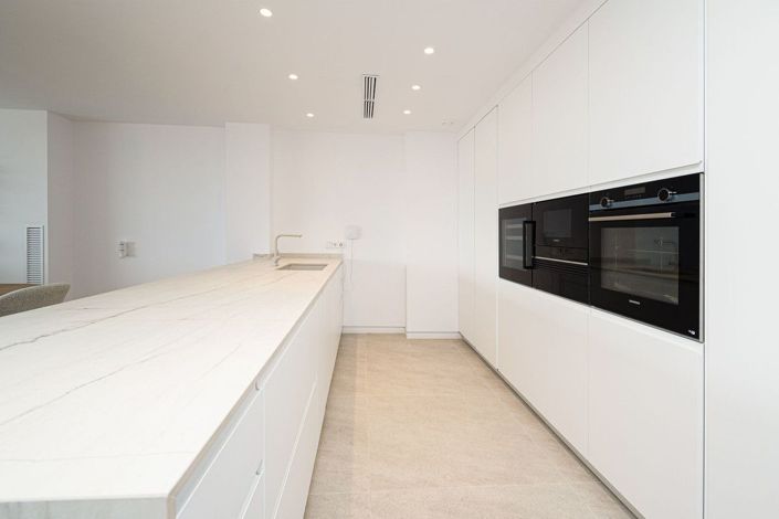 Image No.16-3 Bed Apartment for sale