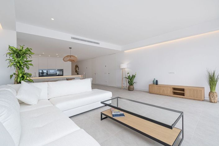 Image No.17-3 Bed Apartment for sale