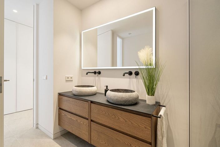 Image No.28-3 Bed Apartment for sale