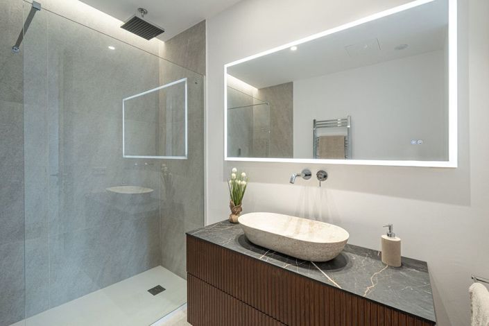 Image No.40-3 Bed Apartment for sale