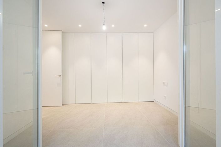 Image No.44-3 Bed Apartment for sale