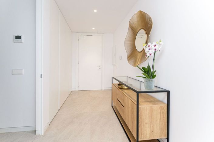 Image No.50-3 Bed Apartment for sale