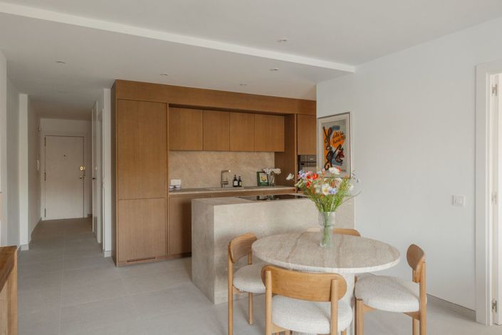 Image No.10-3 Bed Apartment for sale