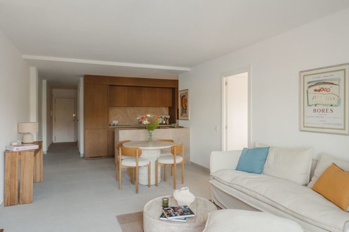 Image No.11-3 Bed Apartment for sale