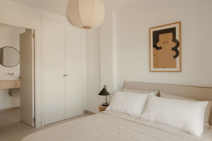 Image No.18-3 Bed Apartment for sale
