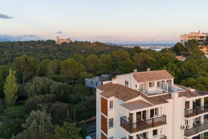 Image No.18-2 Bed Apartment for sale