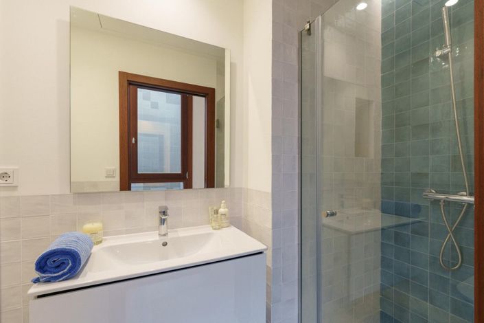 Image No.18-3 Bed Apartment for sale