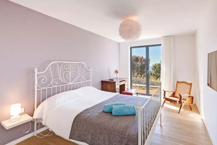 Image No.21-5 Bed Villa for sale