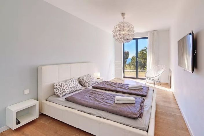 Image No.23-5 Bed Villa for sale
