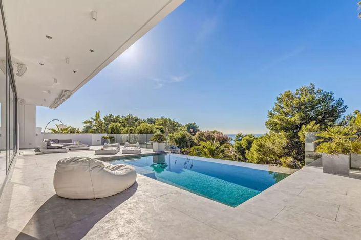 Image No.3-5 Bed Villa for sale