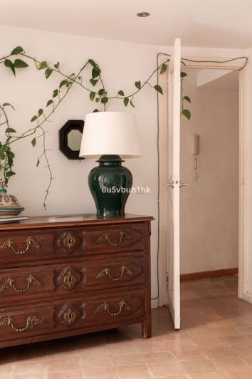 Image No.33-8 Bed House for sale