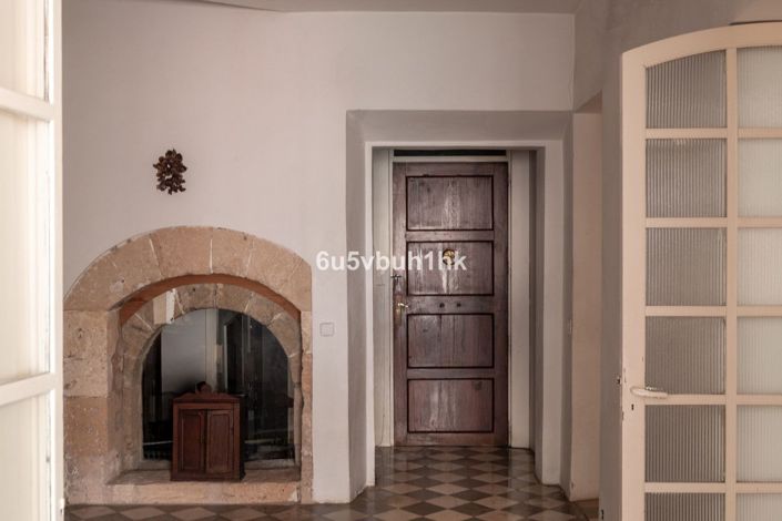 Image No.39-8 Bed House for sale