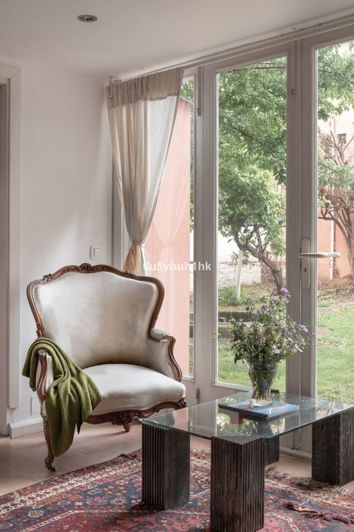 Image No.41-8 Bed House for sale