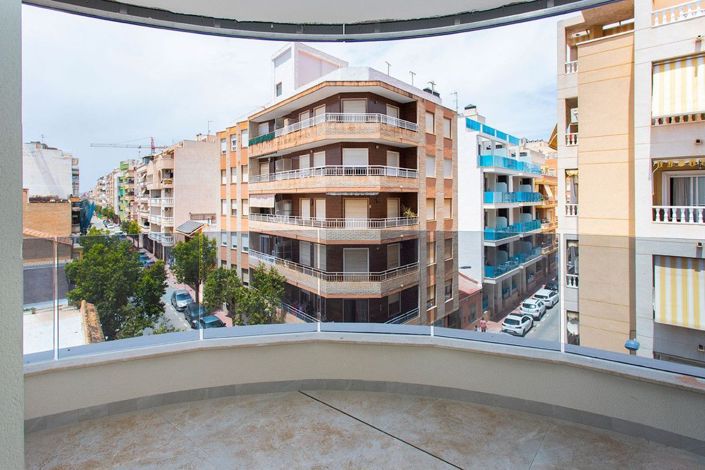 Image No.7-2 Bed Apartment for sale