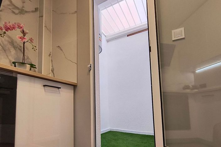 Image No.16-3 Bed House for sale