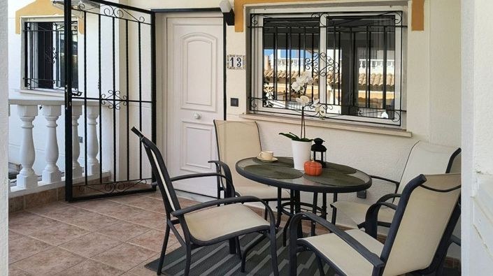 Image No.28-3 Bed House for sale