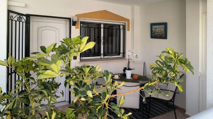 Image No.33-3 Bed House for sale