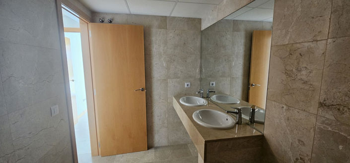 Image No.34-2 Bed Apartment for sale