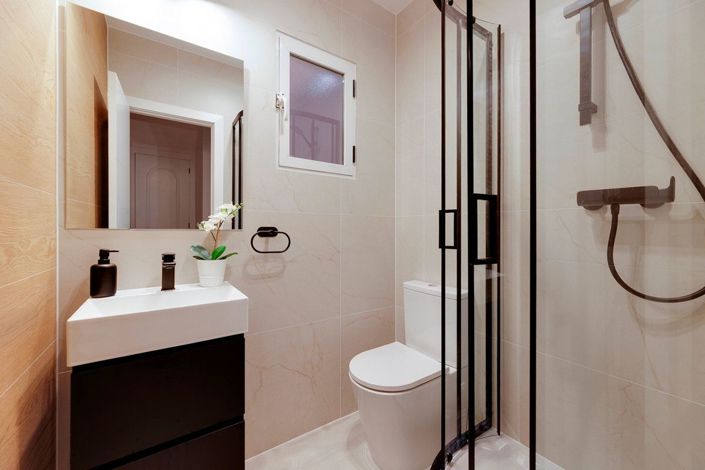 Image No.17-3 Bed House for sale
