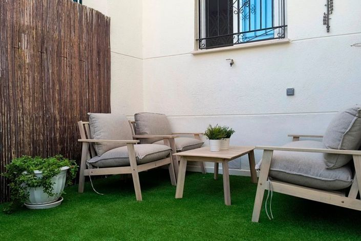 Image No.20-3 Bed House for sale