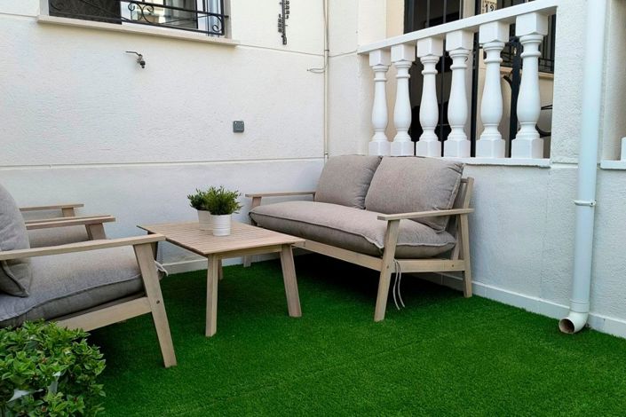 Image No.21-3 Bed House for sale