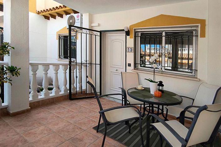 Image No.27-3 Bed House for sale