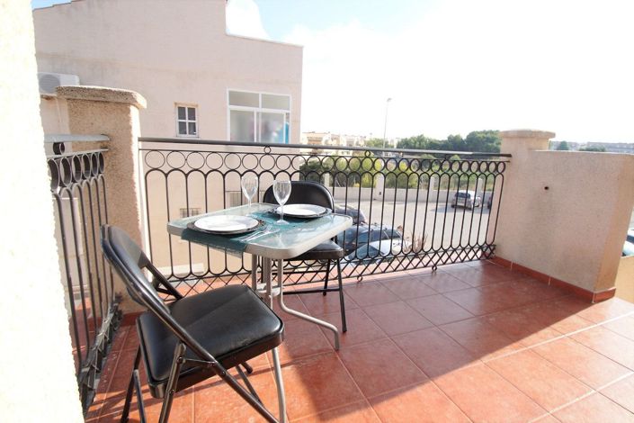 Image No.5-2 Bed Villa for sale