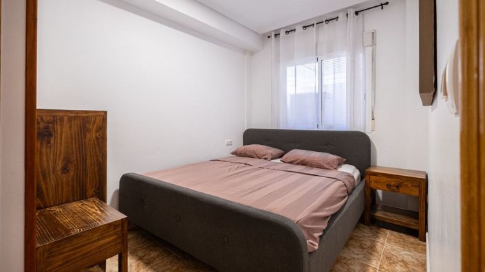 Image No.19-2 Bed Apartment for sale