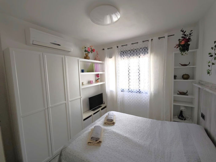 Image No.19-2 Bed Apartment for sale