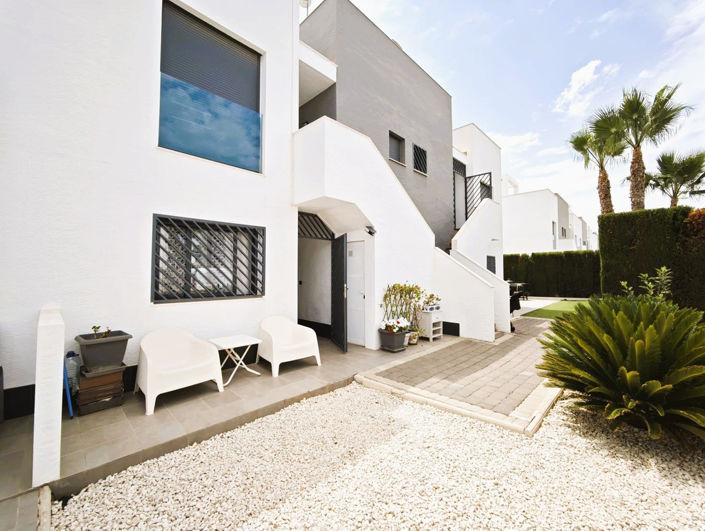 Image No.22-2 Bed Apartment for sale