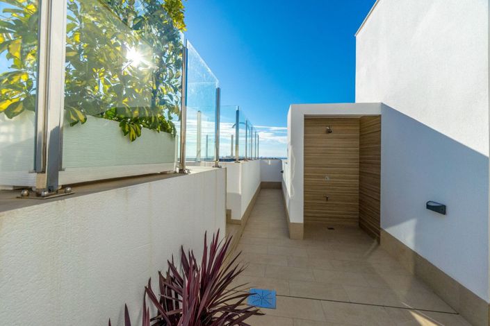 Image No.30-2 Bed Apartment for sale