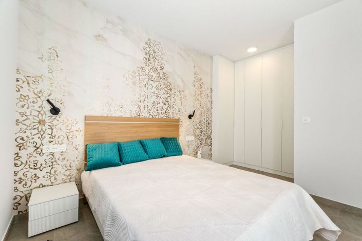 Image No.5-2 Bed Apartment for sale