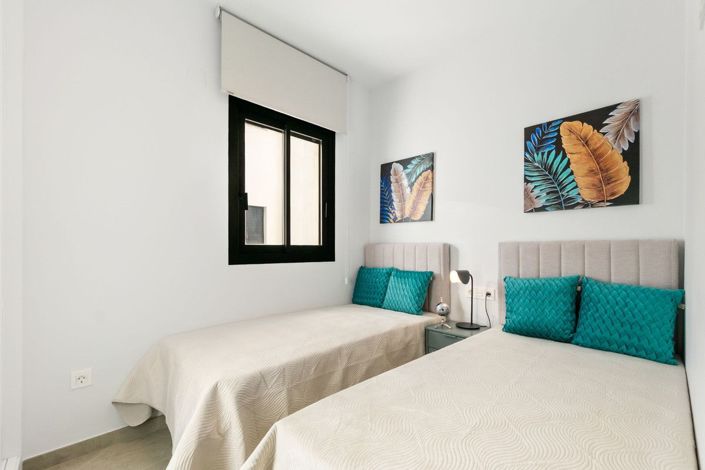 Image No.9-2 Bed Apartment for sale