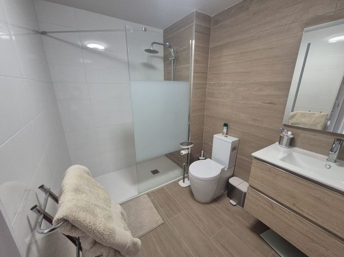 Image No.14-2 Bed Apartment for sale