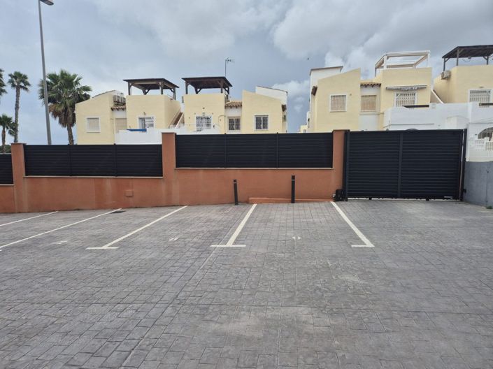 Image No.23-2 Bed Apartment for sale