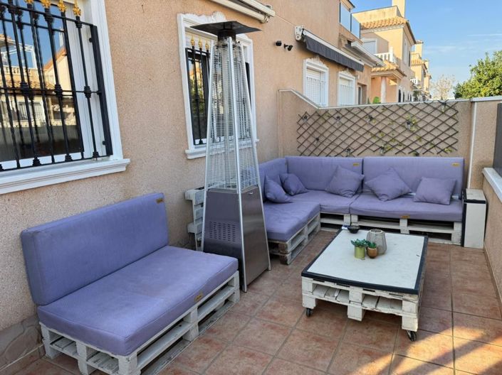 Image No.10-2 Bed Villa for sale